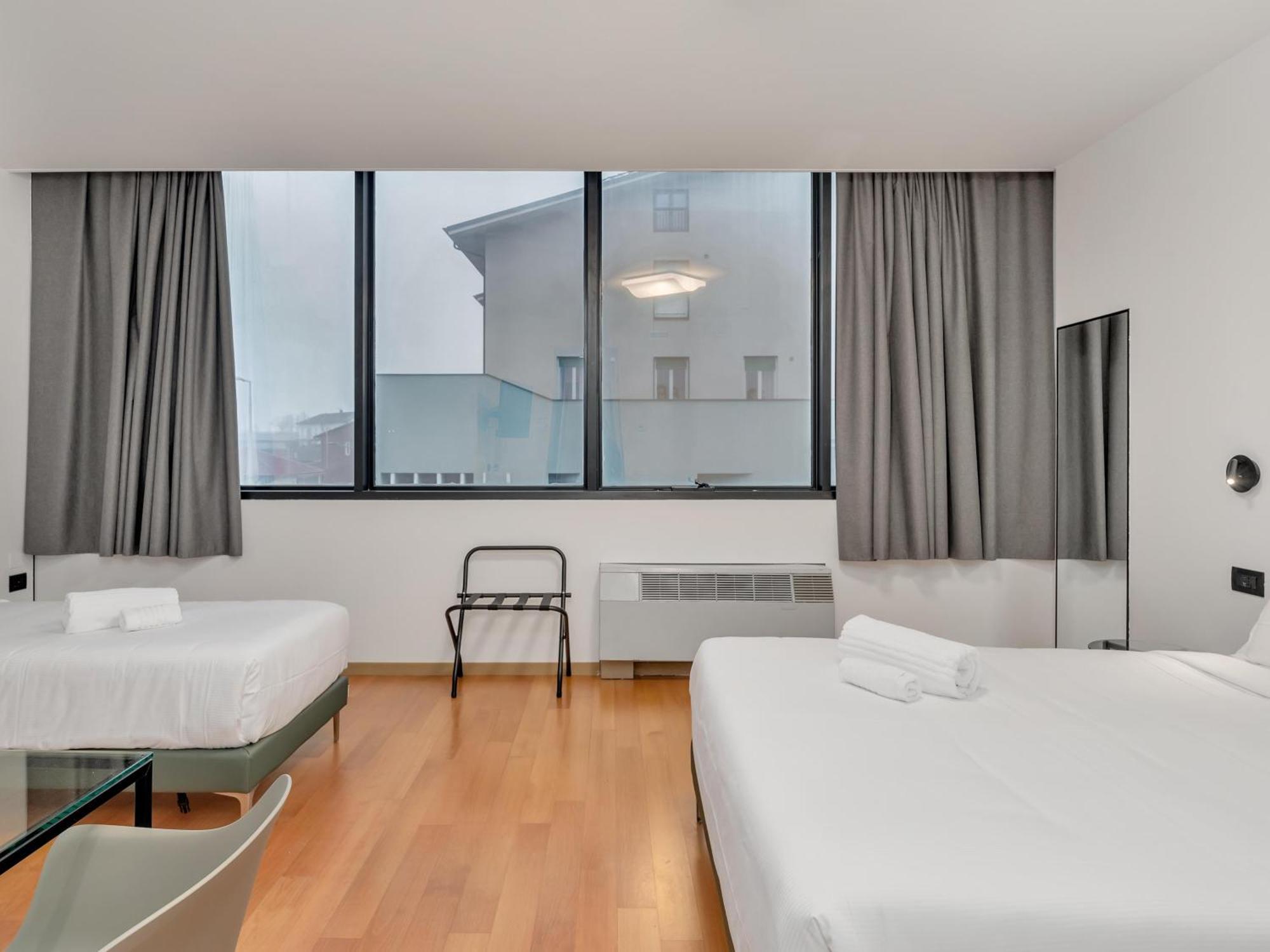 B&B Hotel Alba ภายนอก รูปภาพ