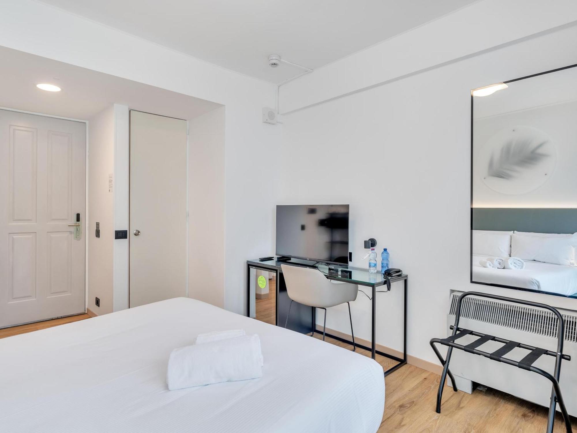 B&B Hotel Alba ภายนอก รูปภาพ