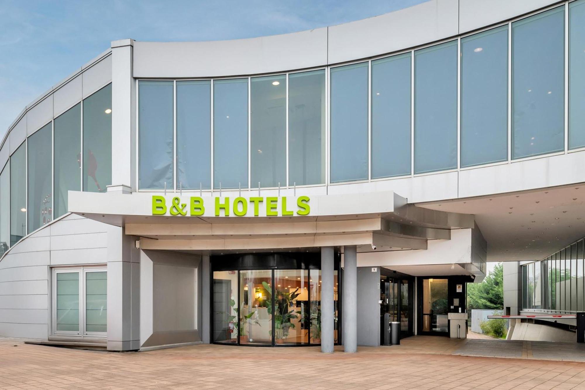 B&B Hotel Alba ภายนอก รูปภาพ
